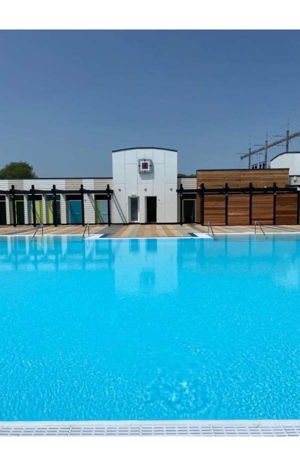 Вилла Luxury Hot Tub Retreat Таттершолл Экстерьер фото