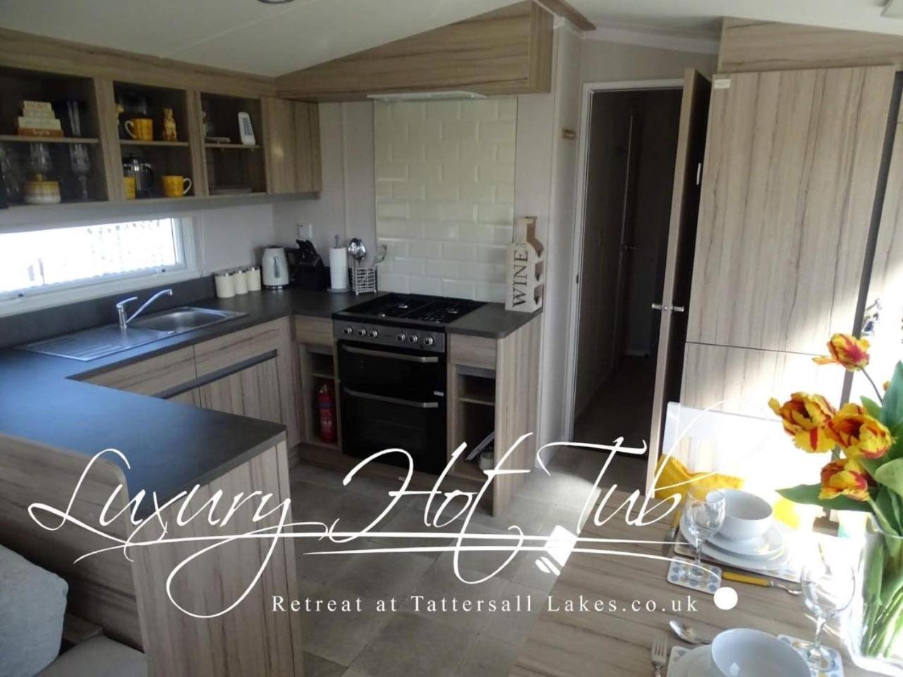 Вилла Luxury Hot Tub Retreat Таттершолл Экстерьер фото